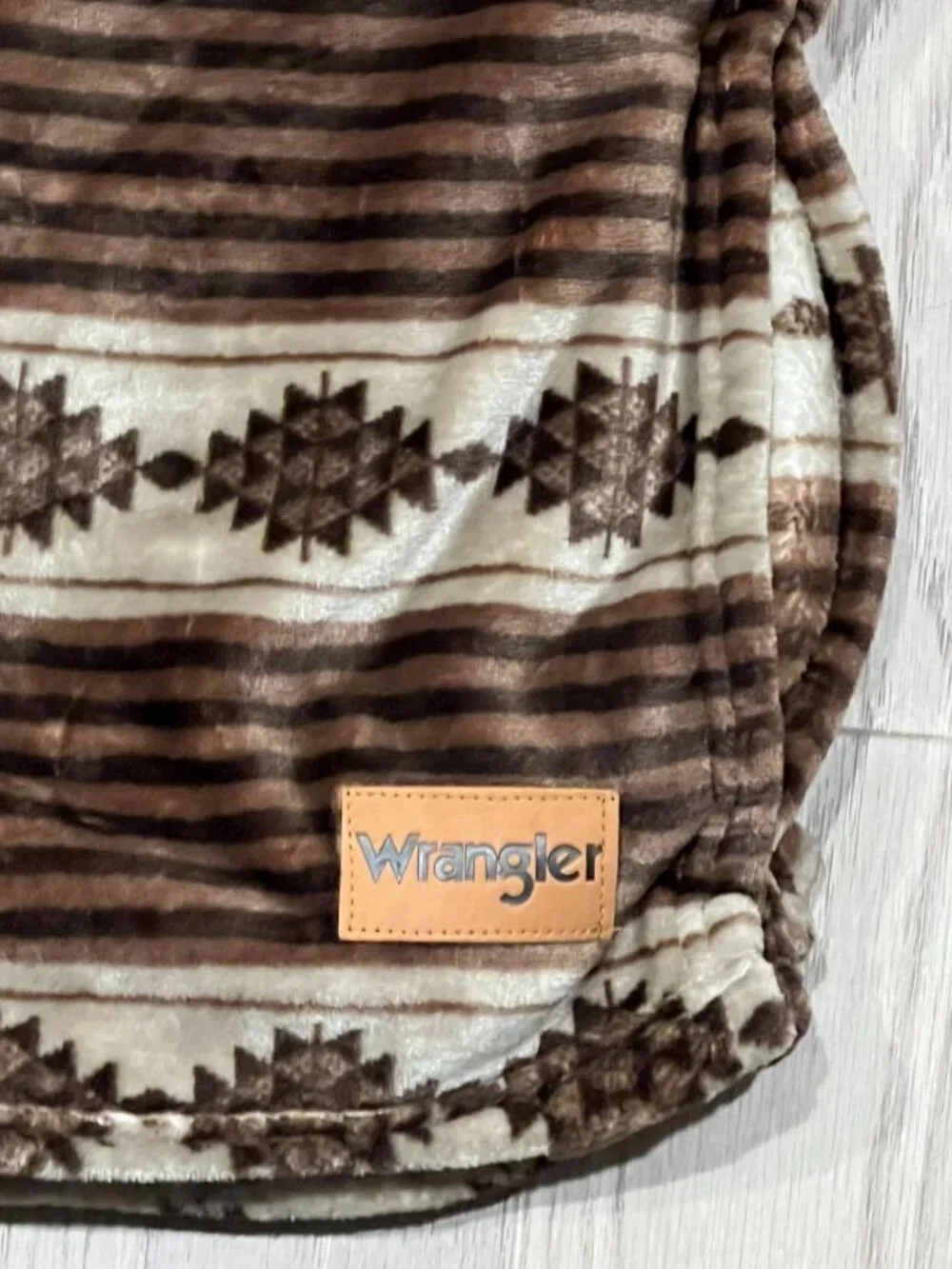 WRANGLER Brown Western Oversized Throw Blanket 60x70 Aztec Stripe Cowboy NWT New